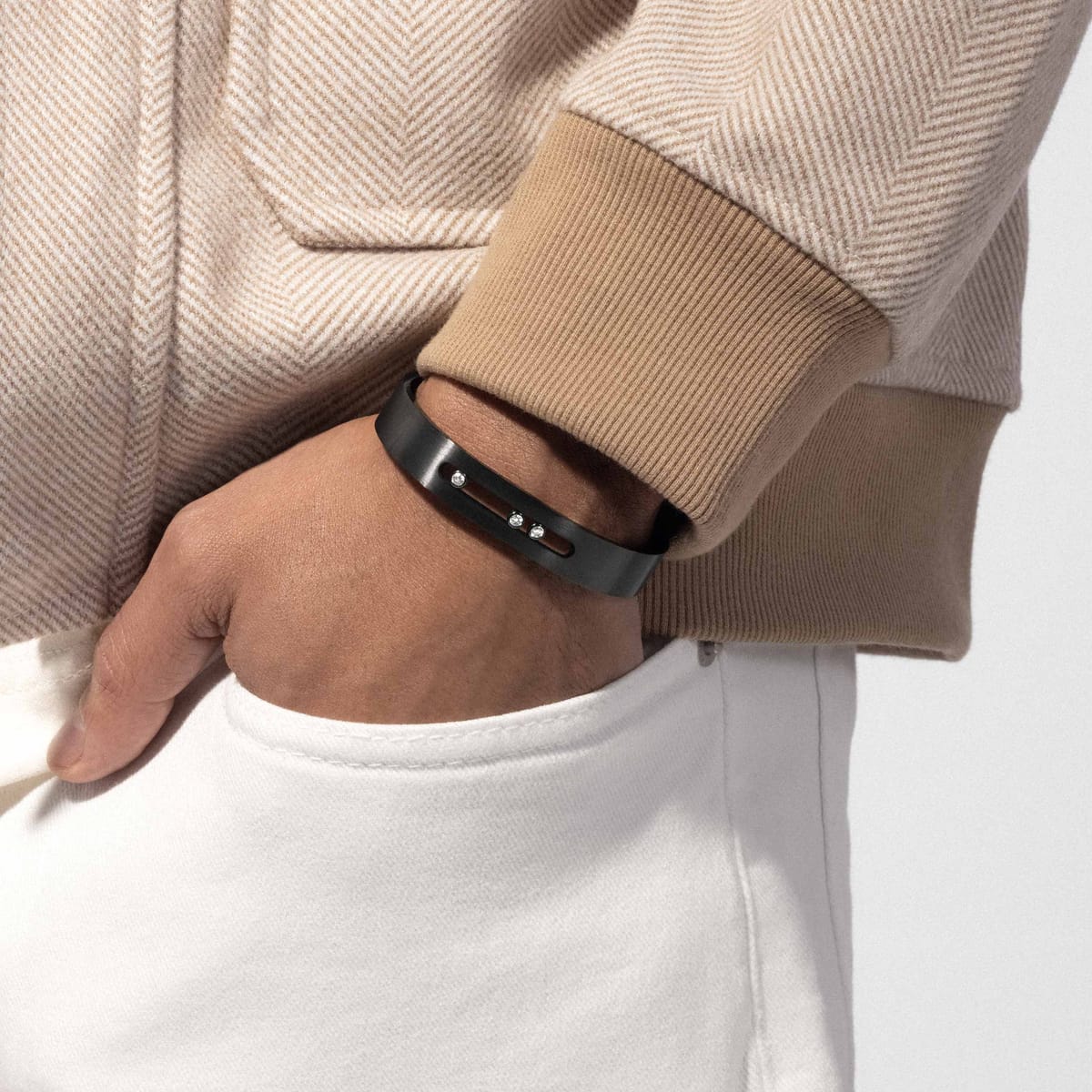 Move Titanium石墨色钛金手镯 Graphite Titanium Diamond For Him Bracelet 06585-TG