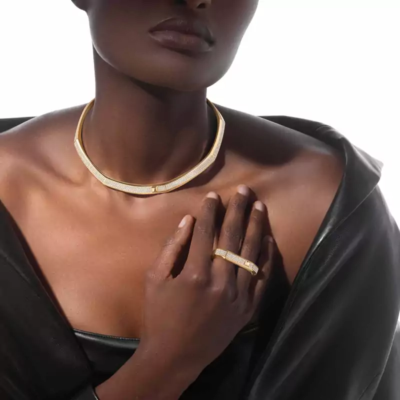 Moderniste 2 dedos con pavé