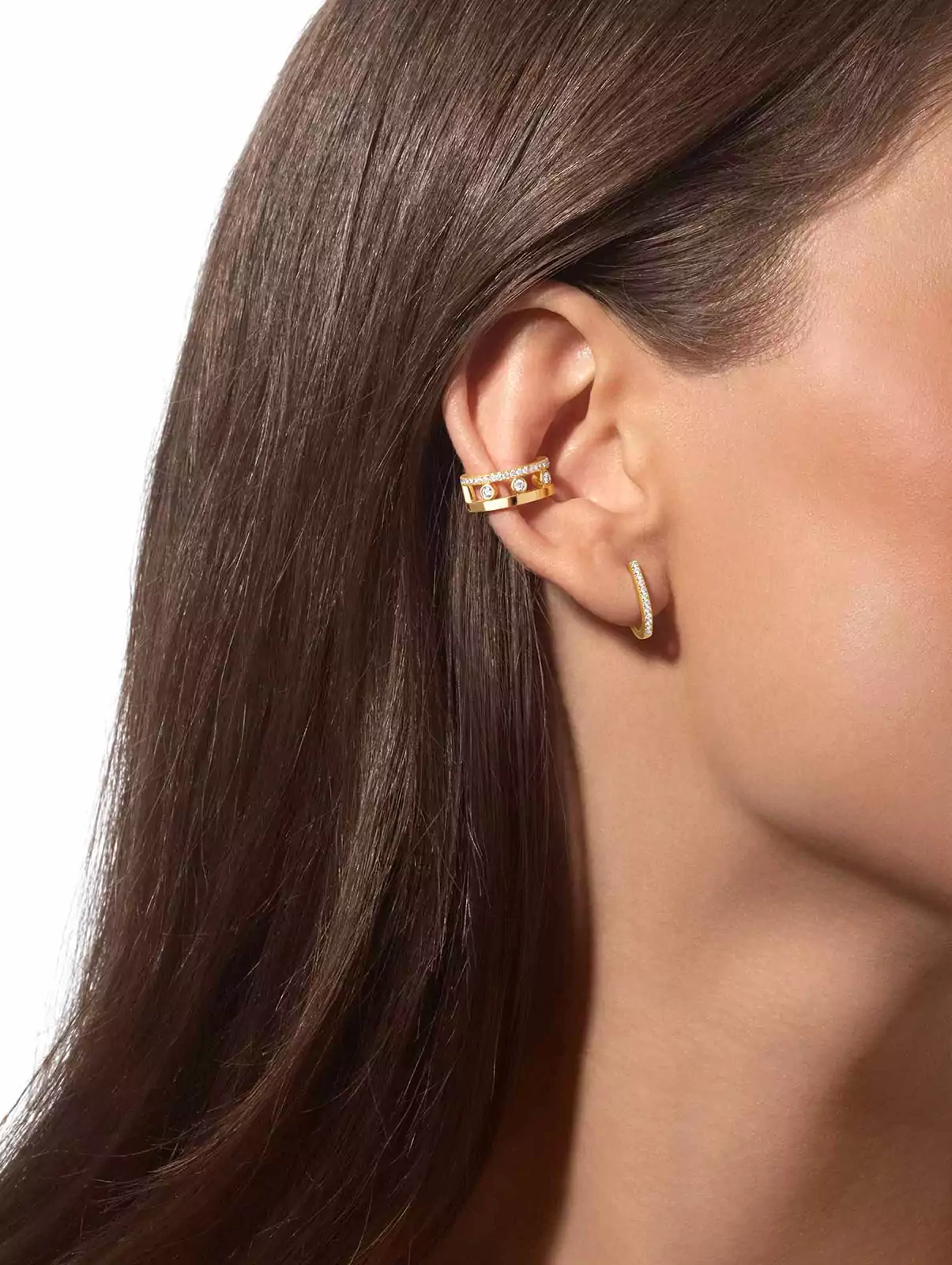 Embrace the clip trend with a diamond earring!